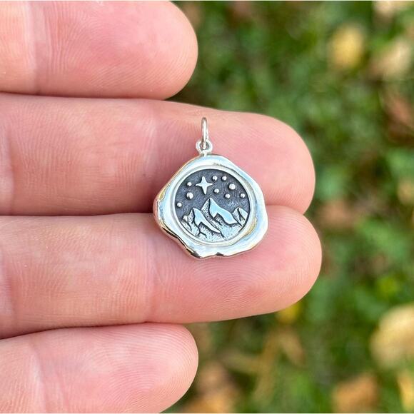 Sterling Silver Mountain Wax Seal Charm - Picture 1 of 5